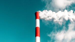La producción de desinfectante contra el COVID-19 no para