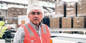 Acopian voluntarios de Smurfit Kappa México 50 mil botellas de 600 ml