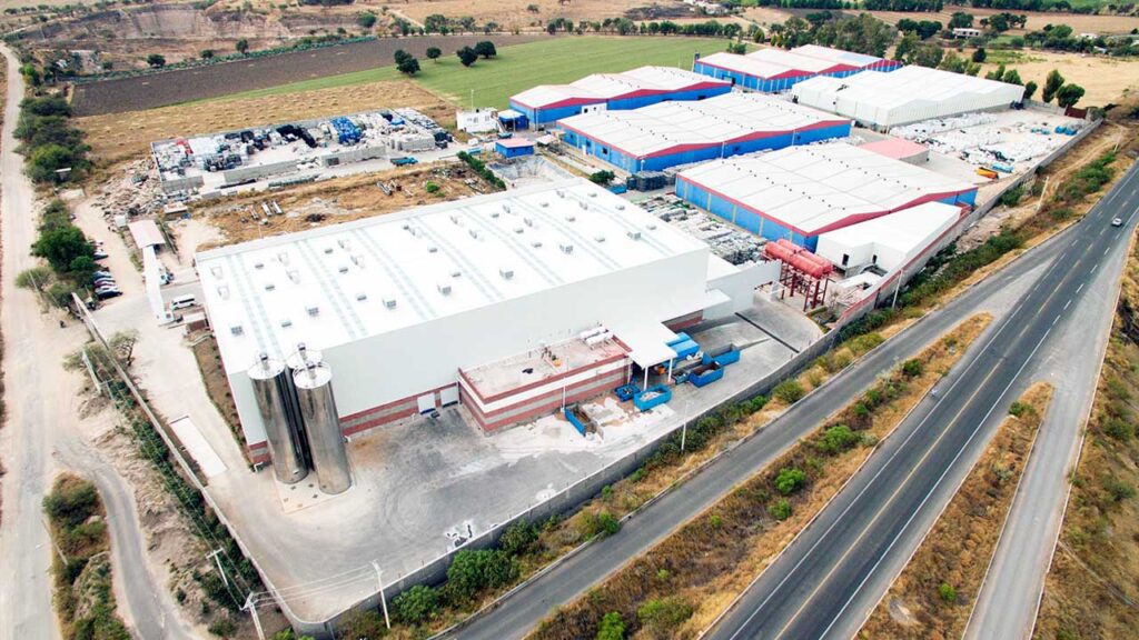 Alcamare obtiene certificación de la FDA para producir PCR-PET