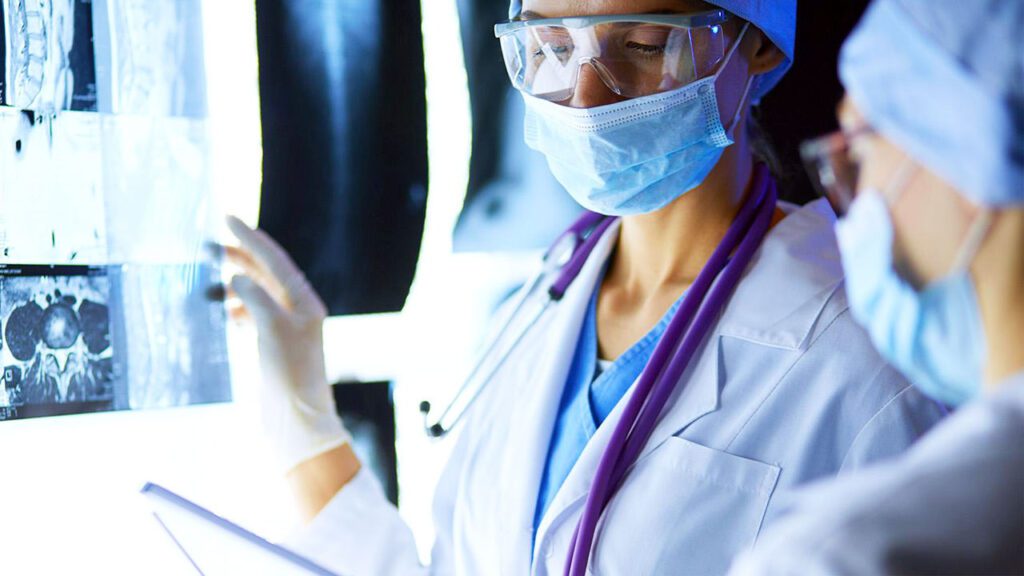 Implante bioreabsorbible impreso en 3D evita amputaciones en pacientes