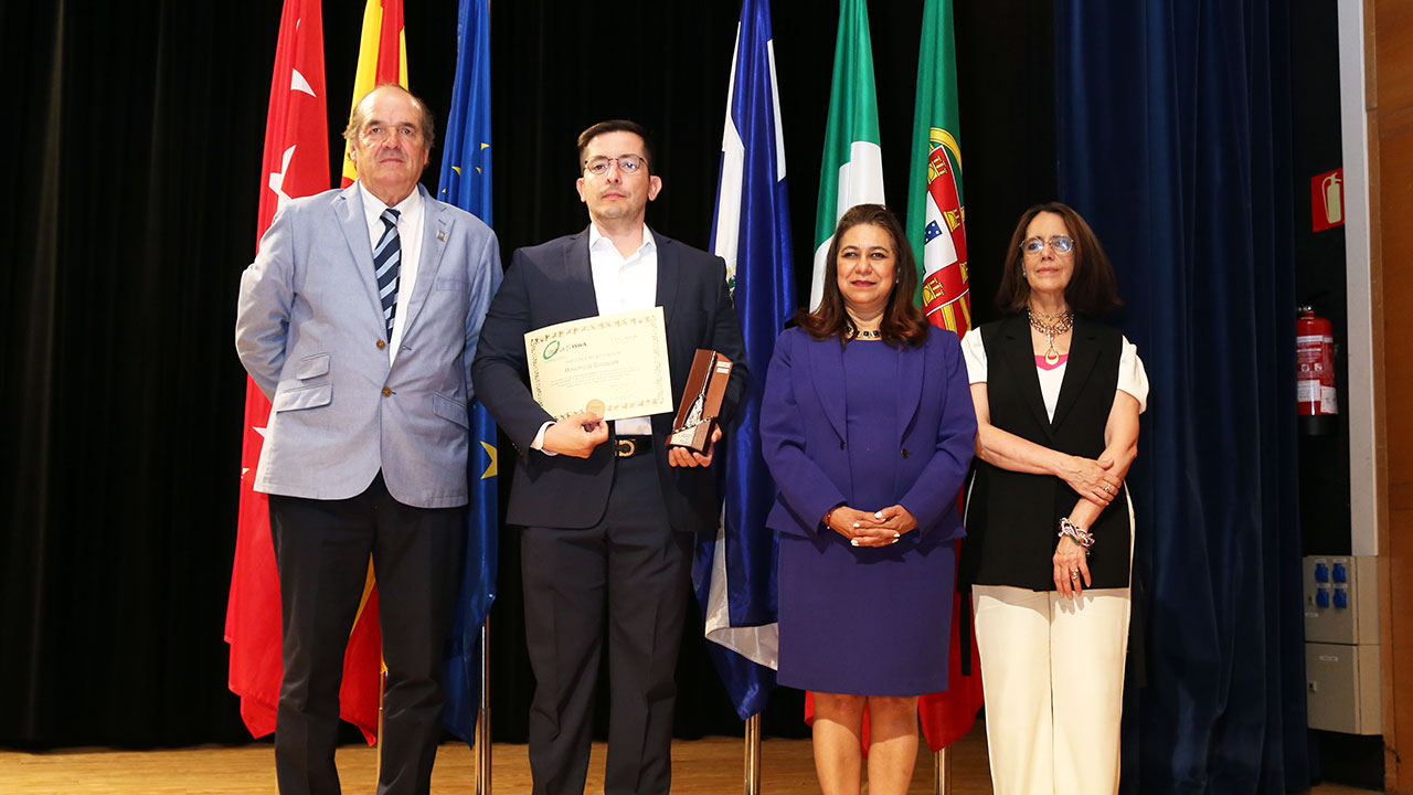 Veolia y el municipio de Guadalupe, NL, reciben el premio Escoba de Platino 2022