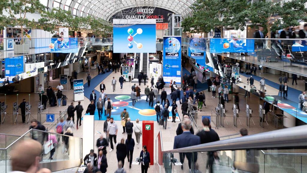 Extrusión de Düsseldorf al mundo