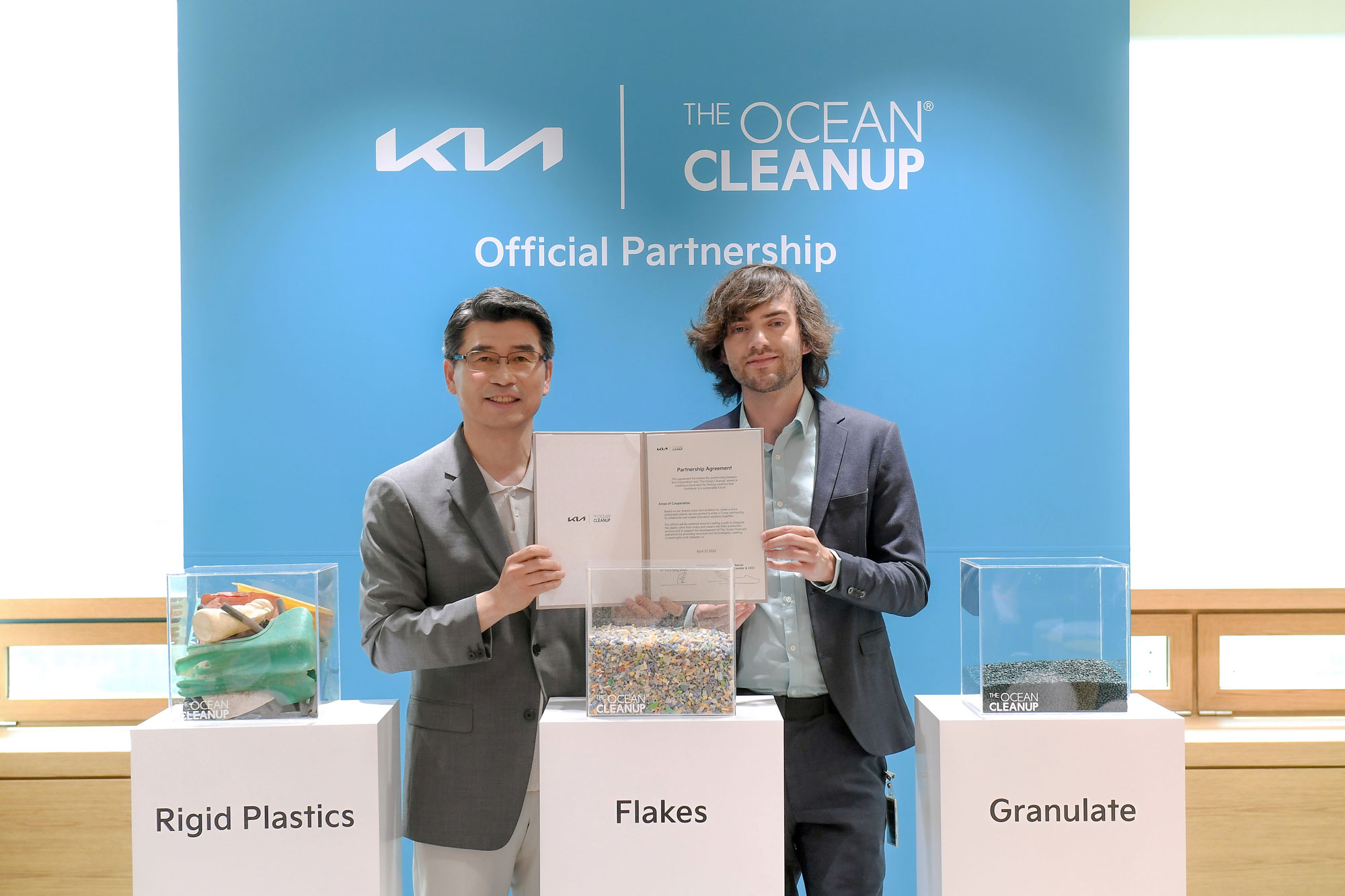 Kia utilizará plástico recuperado del océano en sus autos eléctricos 🌊