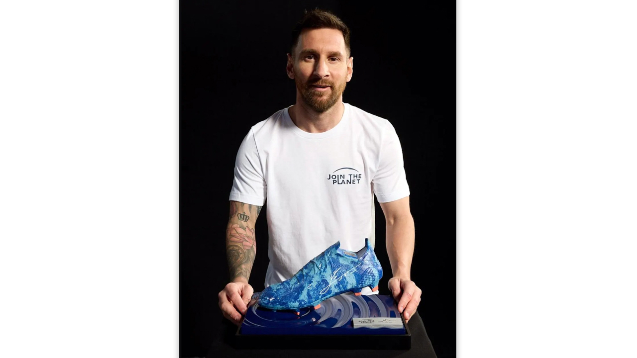 Lionel Messi se une a Joint the Planet con una escultura hecha de plástico reciclado