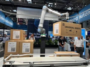 Universal Robots presenta sus innovaciones en cobots en Expo Pack 2024