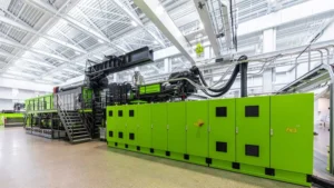 Engel instala la máquina de moldeo por inyección más grande del mundo