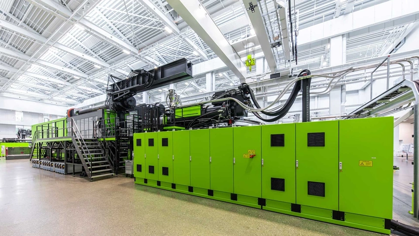 Engel instala la máquina de moldeo por inyección más grande del mundo