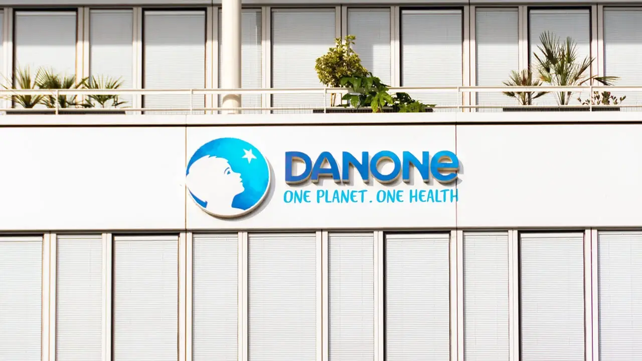 Danone alcanza acuerdo en demanda por uso de plásticos: ¿Qué implica?