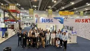 Empresas brasileñas generaron 27,3 mdd en negocios durante Plastimagen 2025