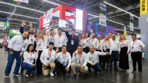 Privarsa regresa a PLASTIMAGEN con innovaciones en automatización y manufactura