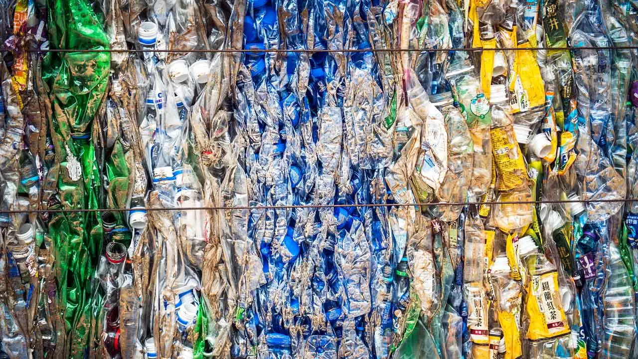 C-MACC advierte sobre el complicado futuro del reciclaje posconsumo en los envases plásticos