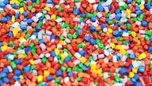 Baja demanda impulsa la caída de los precios de resinas plásticas en Norteamérica