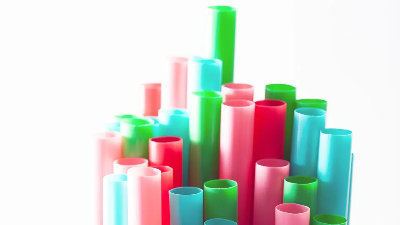 El efecto Trump en los plásticos de un solo uso