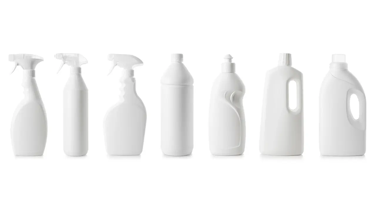 Envases de plástico blanco