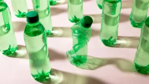 ¿Cuántas veces se puede reciclar una botella de plástico? ♻️