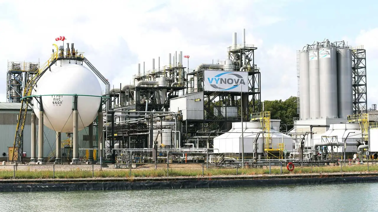 Vynova cesará la producción de PVC en Beek