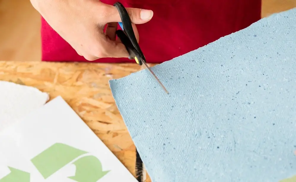 Desarrollan nuevo método para reciclar poliéster con 80% menos energía