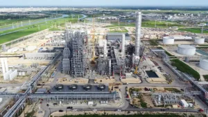 Incendio provoca interrupciones en planta química de Dow en Texas