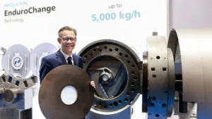 EREMA sube el listón: duplica la superficie de la malla del filtro láser