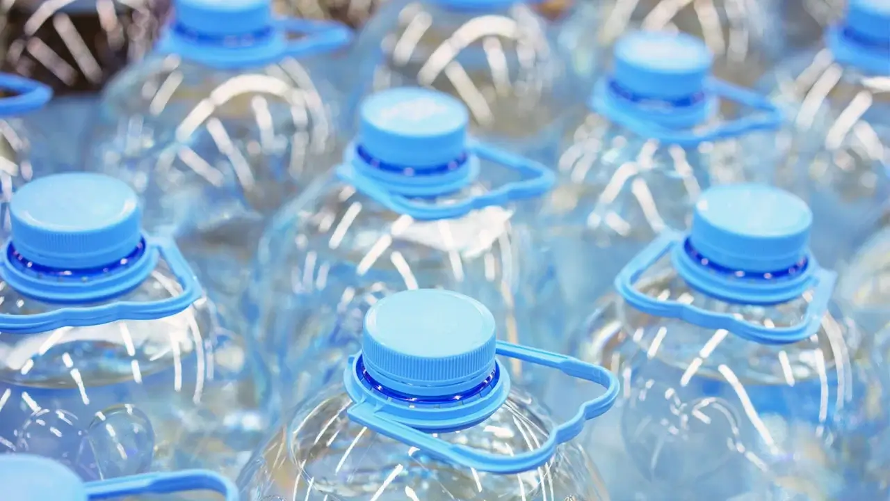 El mercado de botellas de plástico en América Latina crecerá a una tasa anual del 3.5% hasta 2035: informe