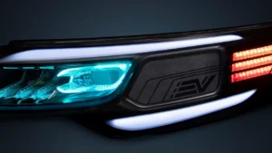 Historia y aplicaciones del Policarbonato: transparencia, resistencia y revolución en los materiales modernos