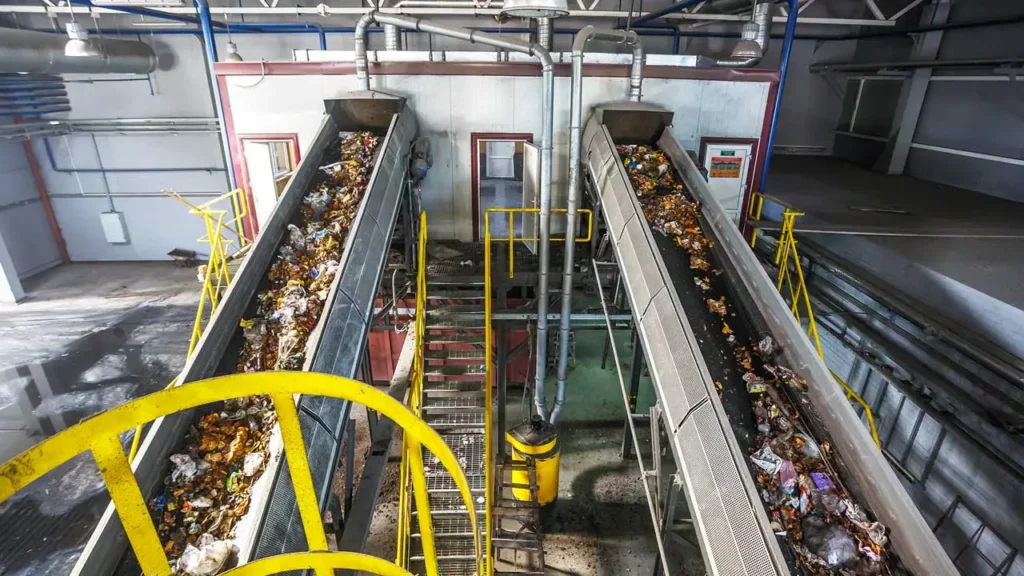 Enzimas que aceleran la biodegradación: Una nueva era para los plásticos compostables