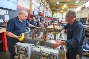 CompoSecure adquiere Husky Technologies en una operación de 5.000 millones de dólares