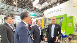 Taiwán exhibe innovación verde y manufactura inteligente en K 2025: lecciones para superar barreras comerciales