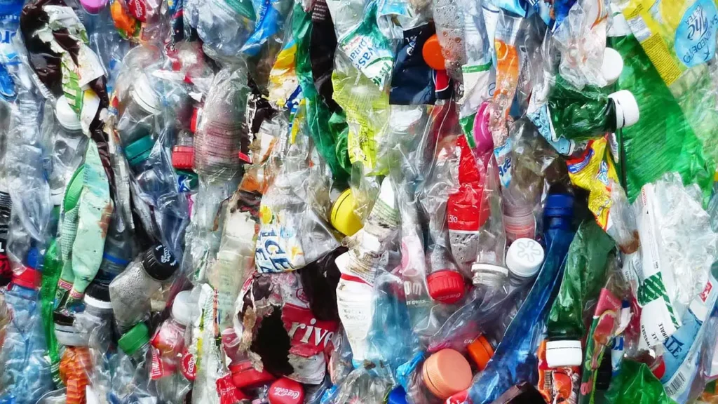 De desecho a recurso valorizable: la industria mexicana impulsa planes de manejo de residuos plásticos