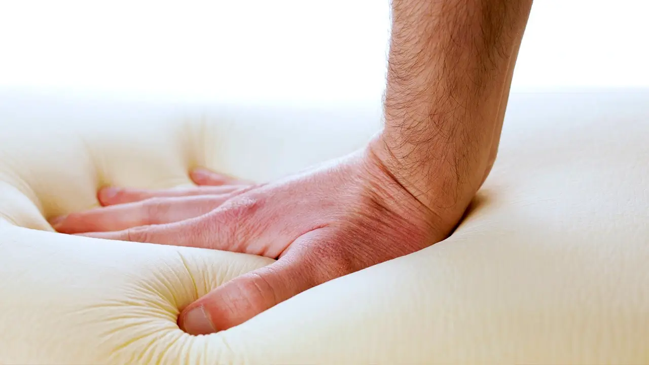 Espuma viscoelástica: del espacio a los colchones, la historia del material que revolucionó el descanso