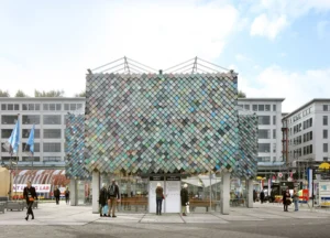 Plástico reciclado y arquitectura circular: Pretty Plastic transforma el PVC en diseño sostenible