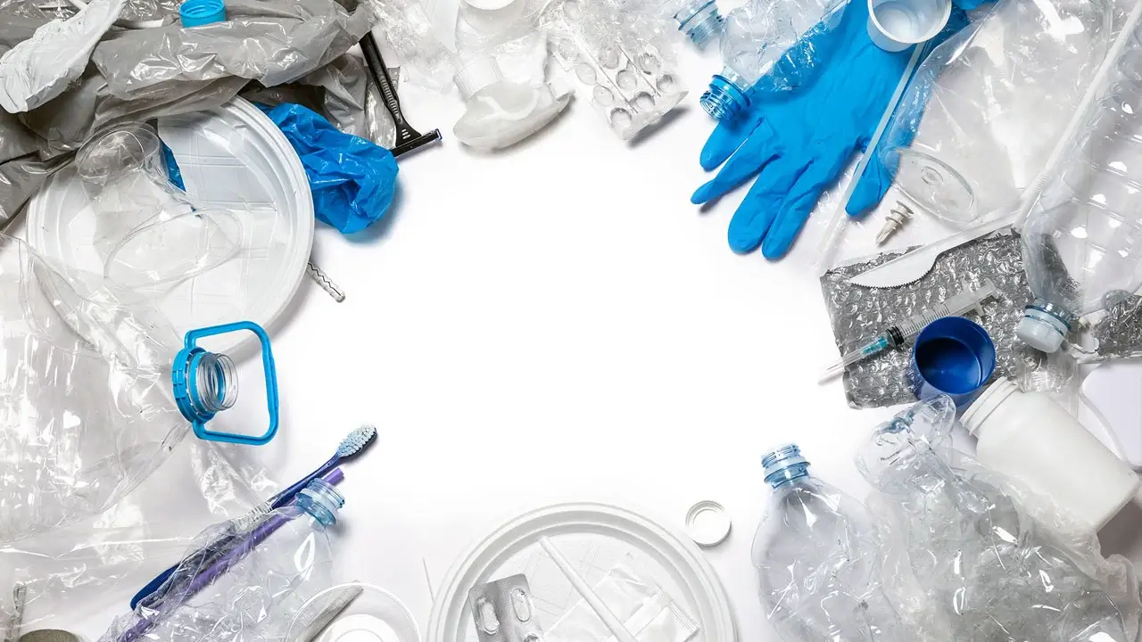 Los plásticos no son los villanos: su papel real en la innovación, la economía circular y la sostenibilidad