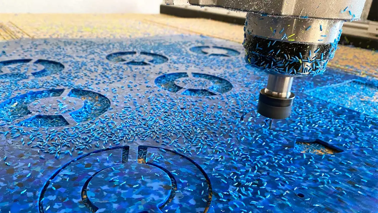 El reciclaje, pieza por pieza: Xoloplastics transforma plástico reciclado en arte