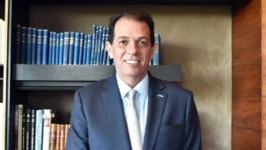 Jesús Sáenz asume presidencia de ANIQ ante revisión del T-MEC en 2026