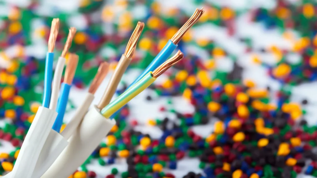 Antiflama en plásticos: lo que ya cambió (y lo que te va a alcanzar antes de 2030)