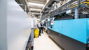  Comprar una máquina de inyección: una decisión que va mucho más allá del tonelaje