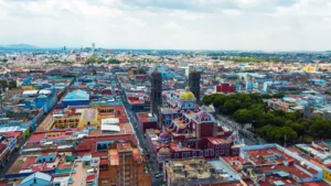 El futuro de la construcción impulsado por polímeros: entrevista con Odilón De La Paz Román