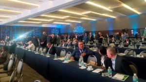 Aranceles, energía y materias primas presionan a la industria química mundial